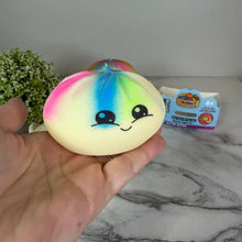 Load image into Gallery viewer, Squishy Toy - Viral Dumpling, Multi Color + New Face