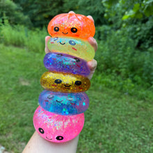 Load image into Gallery viewer, Squishy Toy - Viral Dumpling, Slow Rise Glitter - Green