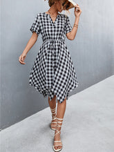 Load image into Gallery viewer, Plaid Notched Short Sleeve Dress