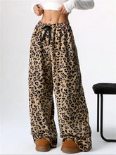 Load image into Gallery viewer, Leopard Wide Leg Plush Pants