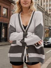 Load image into Gallery viewer, Contrast Button Up Long Sleeve Cardigan