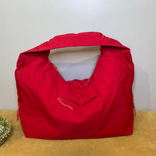 Load image into Gallery viewer, Serena Handbag - PREORDER 6/9-6/12