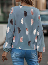 Load image into Gallery viewer, Feather Print Notched Balloon Sleeve Top