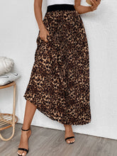 Load image into Gallery viewer, Perfee Pleated Leopard Maxi Skirt