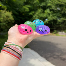 Load image into Gallery viewer, Squishy Toy - Mini Dumpling, Slow Gel Glitter
