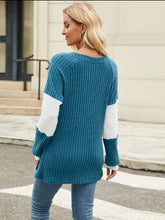 Load image into Gallery viewer, Color Block V-Neck Long Sleeve T-Shirt