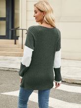 Load image into Gallery viewer, Color Block V-Neck Long Sleeve T-Shirt