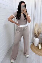 Load image into Gallery viewer, Contrast Trim Round Neck Top and Pants Set