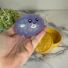 Load image into Gallery viewer, Squishy Toy - Viral Dumpling, Quick Squeeze Glitter - Purple