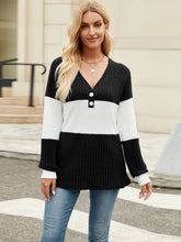Load image into Gallery viewer, Color Block V-Neck Long Sleeve T-Shirt