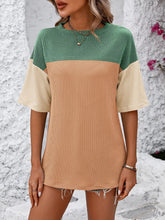 Load image into Gallery viewer, Color Block Round Neck Half Sleeve T-Shirt