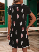 Load image into Gallery viewer, Printed Tie Neck Short Sleeve Dress