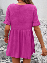 Load image into Gallery viewer, Round Neck Short Sleeve Blouse