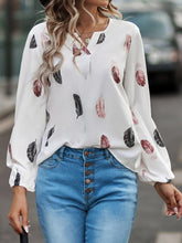 Load image into Gallery viewer, Feather Print Notched Balloon Sleeve Top