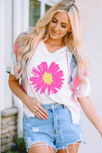 Load image into Gallery viewer, Daisy Graphic V-Neck Half Sleeve T-Shirt