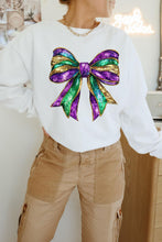 Load image into Gallery viewer, Bow Round Neck Long Sleeve Sweatshirt