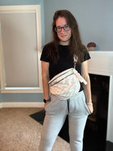 Load image into Gallery viewer, Roni - Nylon Crossbody - Beige