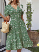 Load image into Gallery viewer, Printed V-Neck Short Sleeve Dress