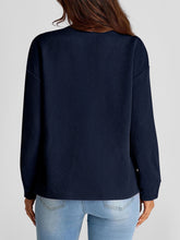 Load image into Gallery viewer, Full Size Texture Round Neck Long Sleeve Sweatshirt
