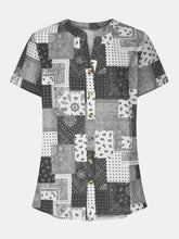 Load image into Gallery viewer, Printed Notched Short Sleeve Blouse