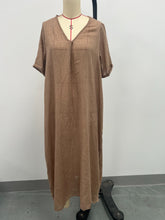 Load image into Gallery viewer, 8c5ee985-786a-4dc7-b458-31c83c97d47f-Max