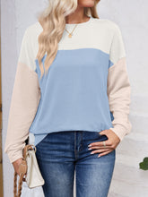 Load image into Gallery viewer, Color Block Round Neck Long Sleeve Sweatshirt