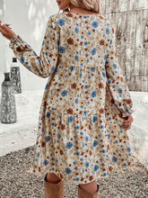 Load image into Gallery viewer, Tiered Floral Round Neck Long Sleeve Dress