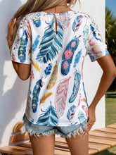 Load image into Gallery viewer, Printed Round Neck Lace Short Sleeve Top