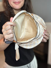 Load image into Gallery viewer, Roni - Nylon Crossbody - Beige