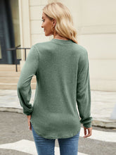 Load image into Gallery viewer, Round Neck Long Sleeve T-Shirt