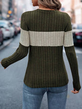 Load image into Gallery viewer, Color Block Round Neck Long Sleeve Top