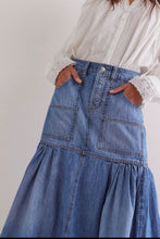 Load image into Gallery viewer, Midi Denim Skirt with Pockets