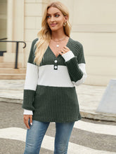 Load image into Gallery viewer, Color Block V-Neck Long Sleeve T-Shirt
