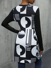 Load image into Gallery viewer, Geometric Round Neck Long Sleeve T-Shirt