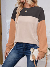 Load image into Gallery viewer, Color Block Round Neck Long Sleeve Sweatshirt
