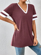 Load image into Gallery viewer, Contrast Trim V-Neck Short Sleeve T-Shirt