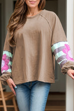 Load image into Gallery viewer, Plus Size Flower Round Neck Long Sleeve Blouse
