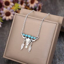 Load image into Gallery viewer, Artificial Turquoise Cow Shape Necklace
