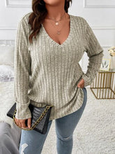 Load image into Gallery viewer, Plus Size V-Neck Long Sleeve T-Shirt