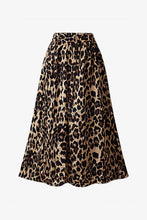 Load image into Gallery viewer, Plus Size Leopard Print Midi Skirt