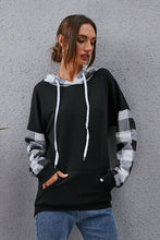 Load image into Gallery viewer, Plaid Drawstring Dropped Shoulder Hoodie