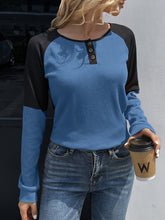 Load image into Gallery viewer, Contrast Buttoned Round Neck Raglan Sleeve Top