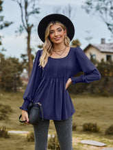 Load image into Gallery viewer, Puff Sleeve Pleated Blouse