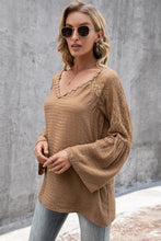 Load image into Gallery viewer, V-Neck Spliced Lace Flare Sleeve Top