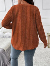 Load image into Gallery viewer, Plus Size V-Neck Long Sleeve T-Shirt