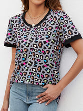 Load image into Gallery viewer, Leopard Round Neck Short Sleeve Tee Shirt