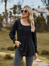 Load image into Gallery viewer, Puff Sleeve Pleated Blouse