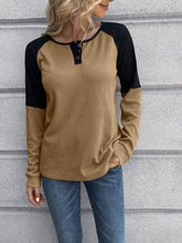 Load image into Gallery viewer, Contrast Buttoned Round Neck Raglan Sleeve Top