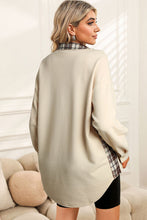 Load image into Gallery viewer, Plaid Button Down Collared Jacket