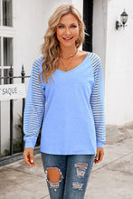 Load image into Gallery viewer, V-Neck Long Raglan Sleeve Top